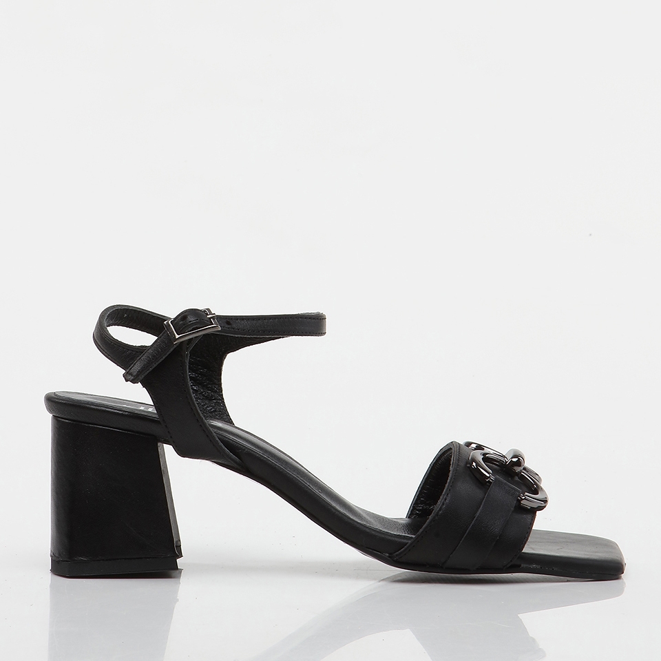 resm Hakiki Deri Siyah Kadın Topuklu Sandalet
