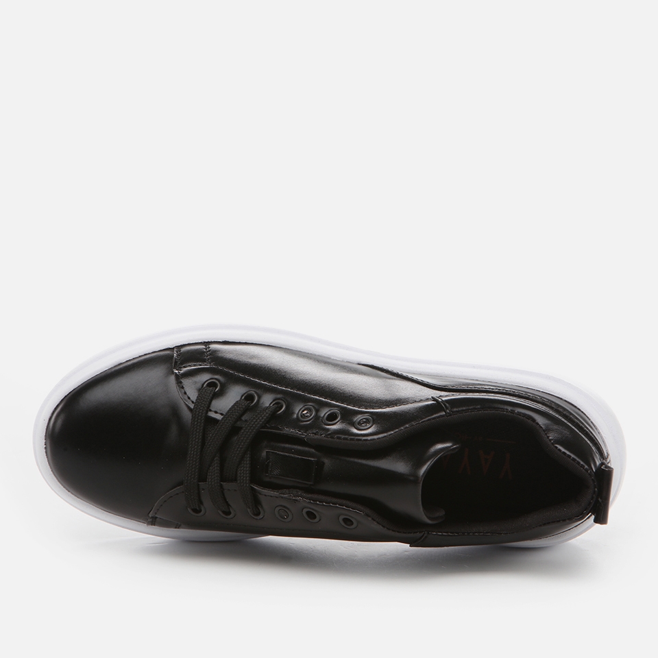 resm  Siyah Yaya Kadın Spor Ayakkabı
