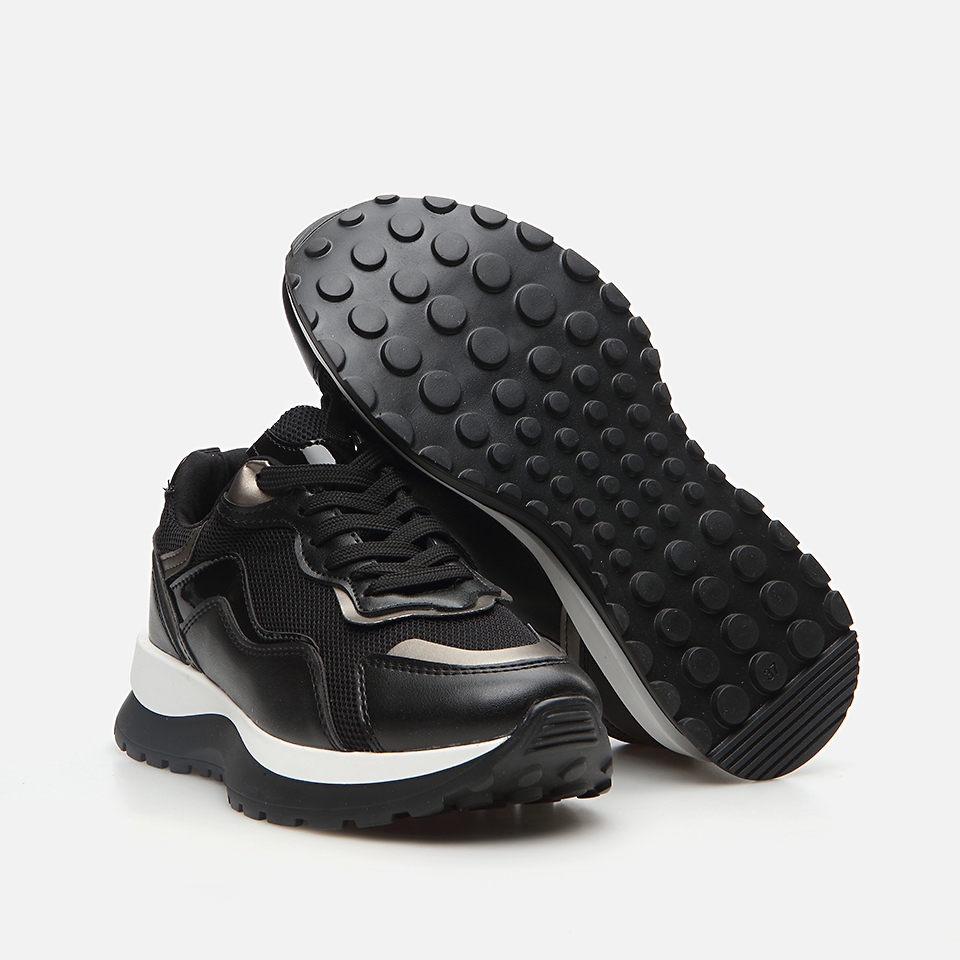 resm  Siyah Yaya Kadın Spor Ayakkabı