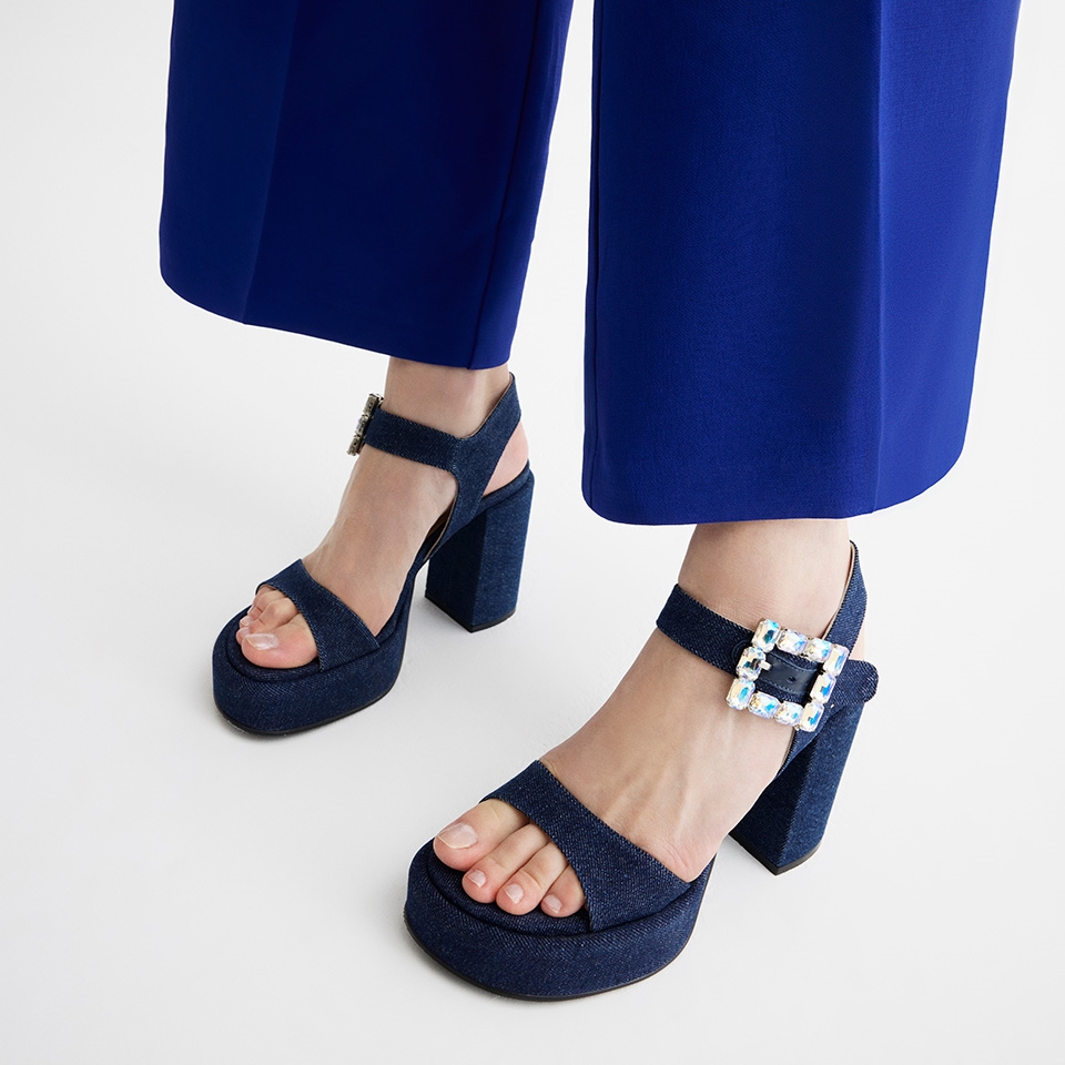 resm Koyu Mavi Kadın Topuklu Sandalet